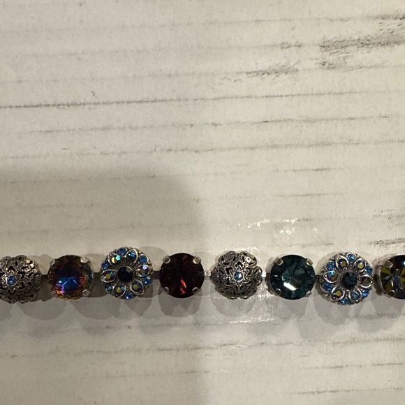 Elegant Multicolor Crystal Bracelet - Picture 4 of 5